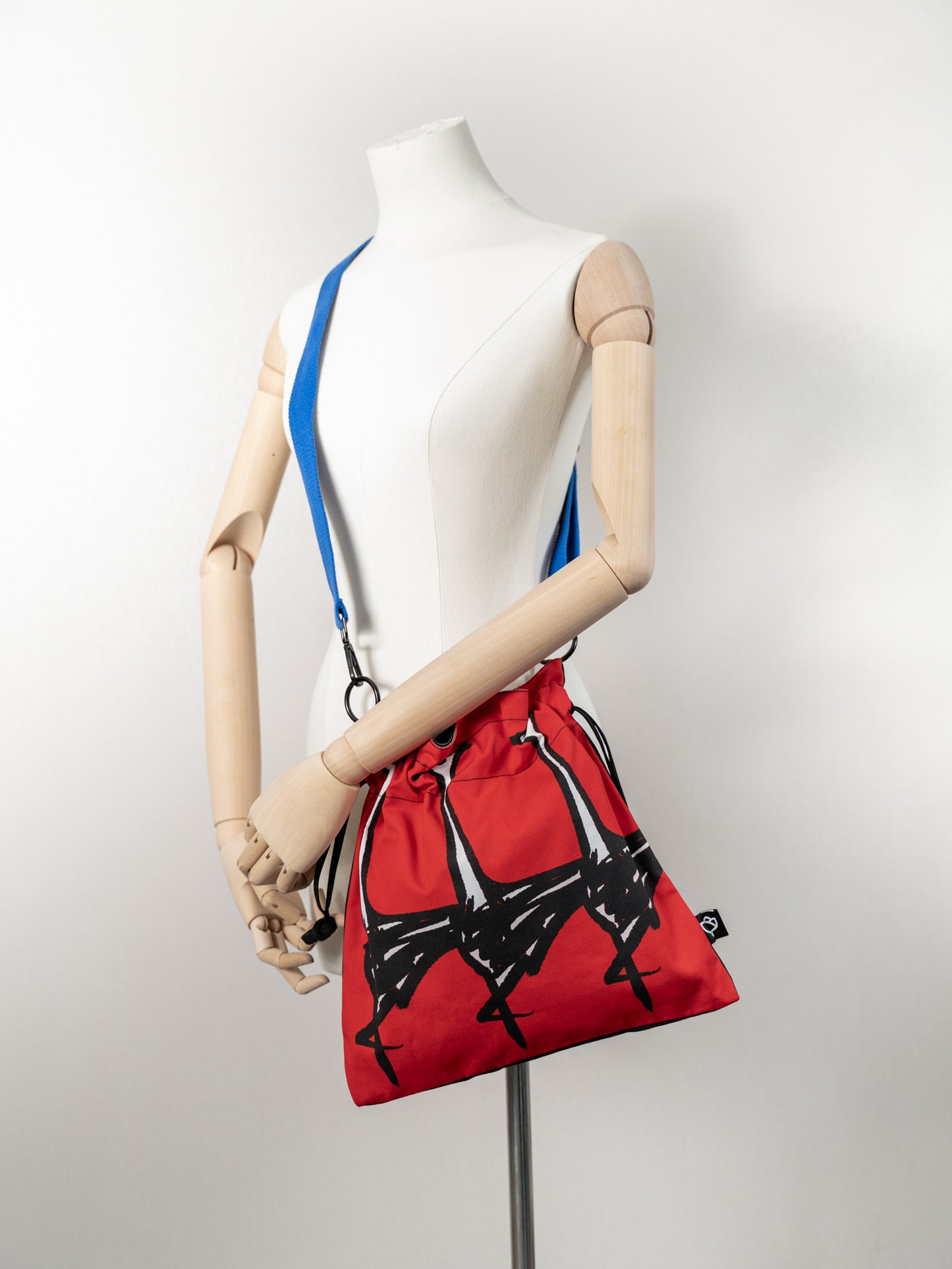 【heyhokiii】Flamingo Print Canvas Bag: A Vivid Blend of Art and Style