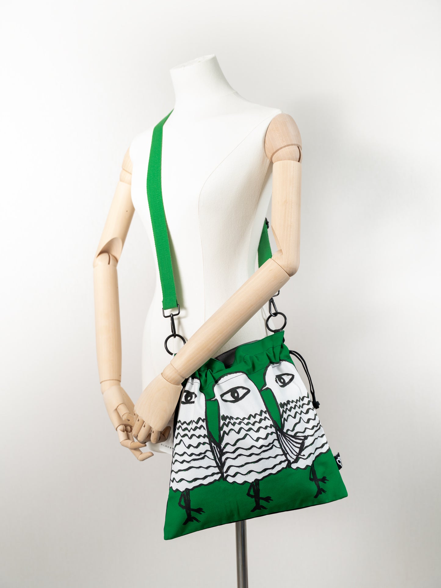 【heyhokiii】Owl Print Canvas Bag: Where Mystique Meets Practicality