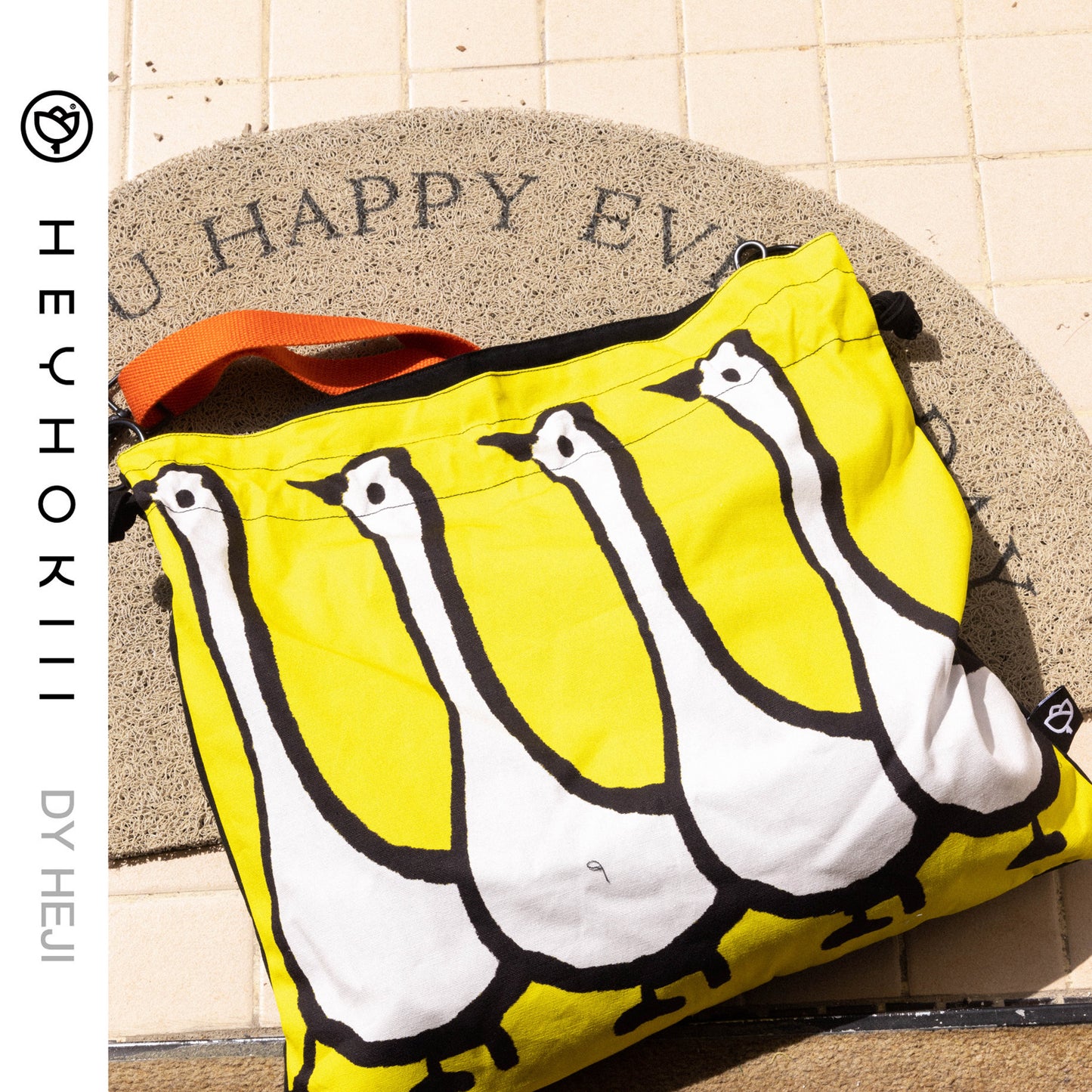 【heyhokiii】Goose Print Canvas Bag: A Poetic Symphony of Art and Utility