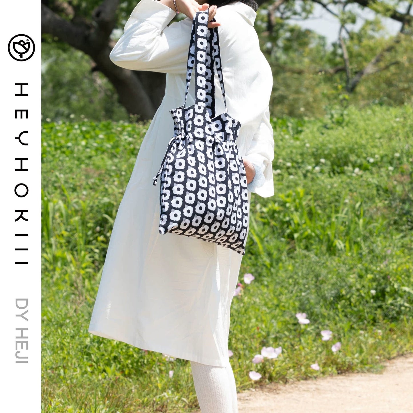 【heyhokiii】Black Apricot Flower Canvas Drawstring Bag: Edgy Elegance in Botanical Art