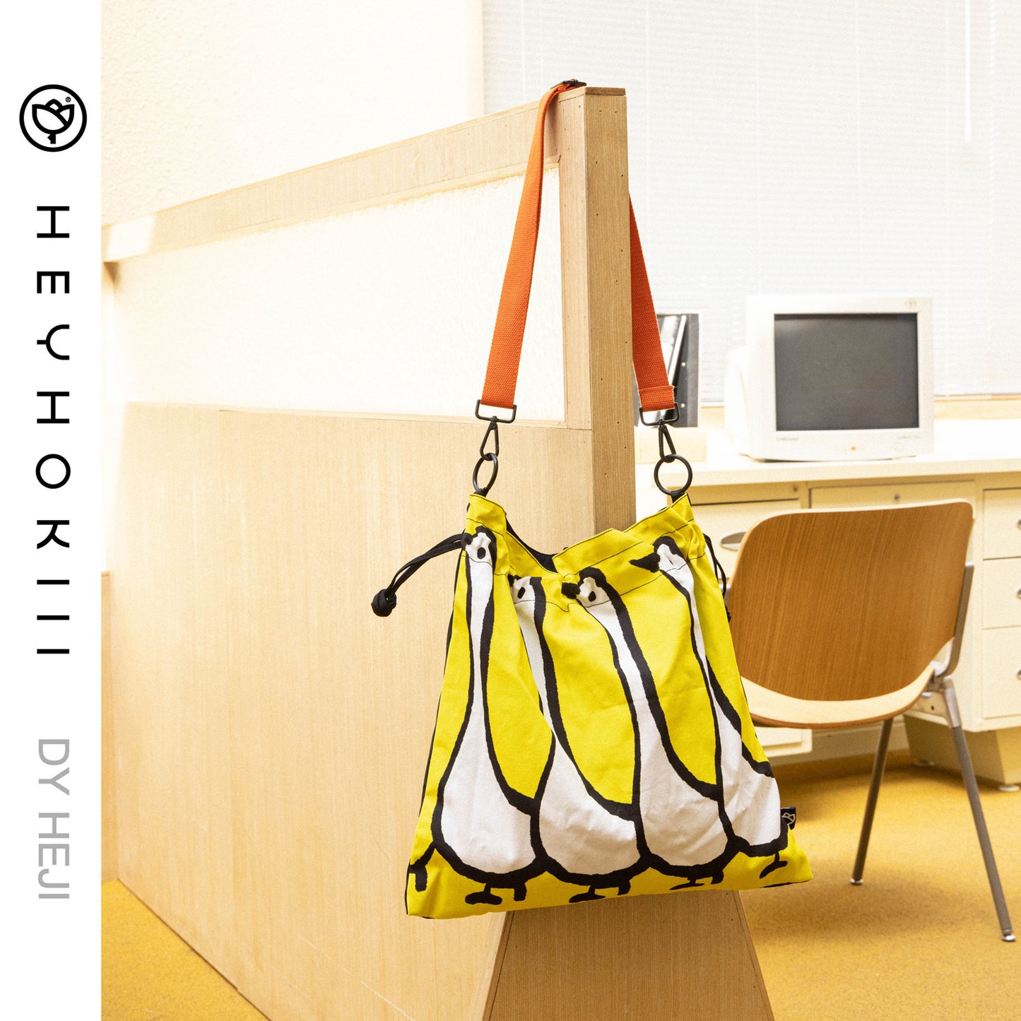 【heyhokiii】Goose Print Canvas Bag: A Poetic Symphony of Art and Utility