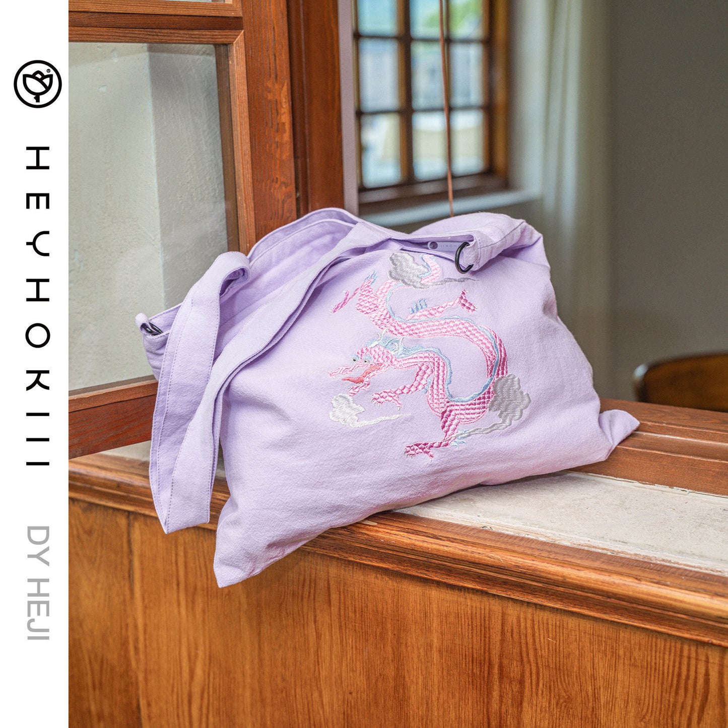 【heyhokiii】Auspicious Loong Embroidery Cotton Tote | Handmade Chinese Heritage Design | Zippered Closure for Secure Carry