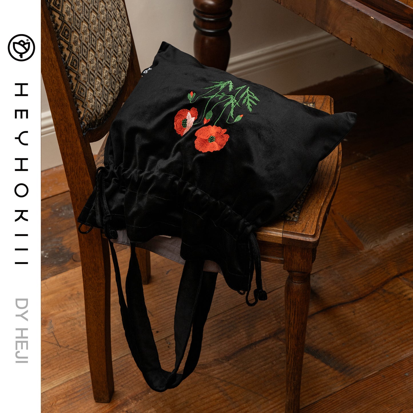 【heyhokiii】Machine-Embroidered Corn Poppy Black Velvet Bag: Edgy Elegance in Every Stitch