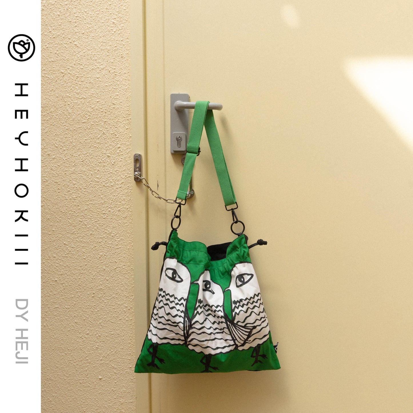 【heyhokiii】Owl Print Canvas Bag: Where Mystique Meets Practicality
