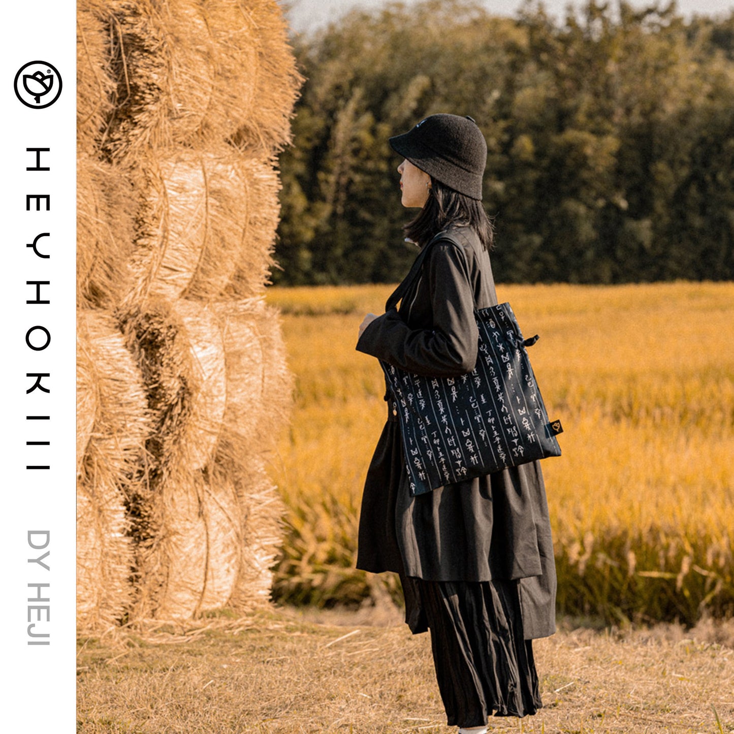 【heyhokiii】Oracle Bone Script Canvas Bag: A Timeless Link to Ancient China