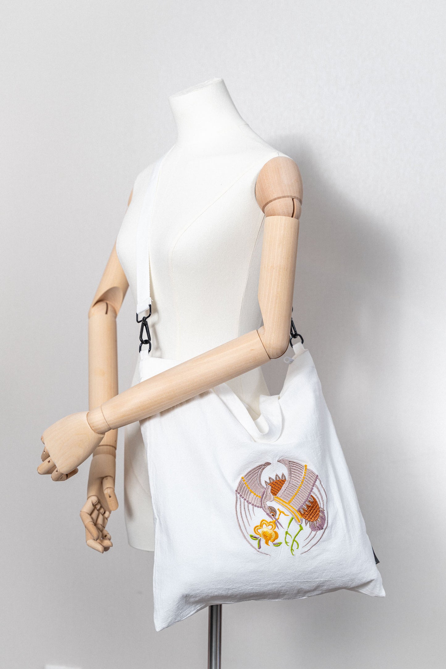 【heyhokiii】Timeless Ming-Qing Inspired Crane Embroidered Bag: Where Heritage Meets Modern Chic