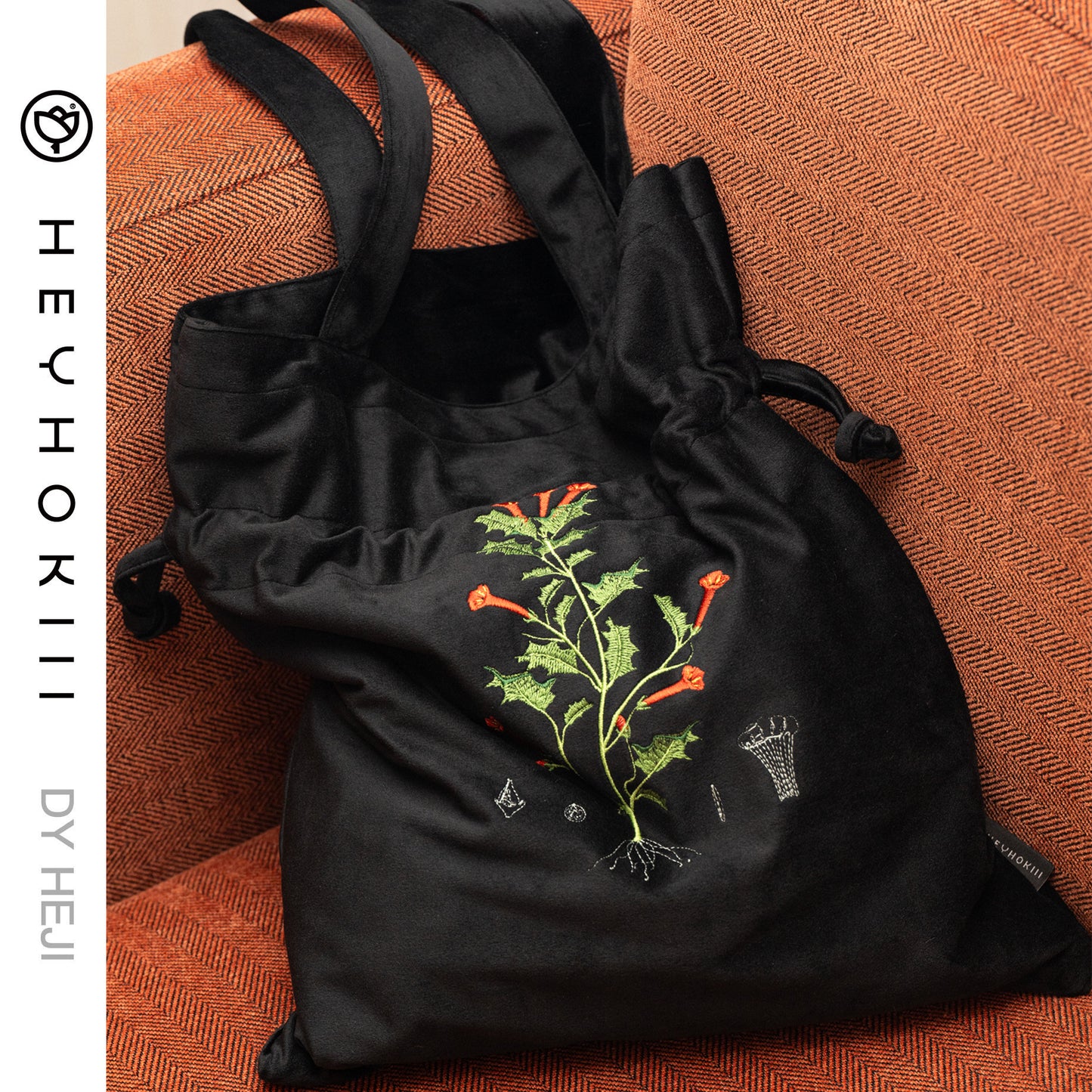 【heyhokiii】Machine-Embroidered Mandala Black Velvet Bag: Mystique in Every Stitch