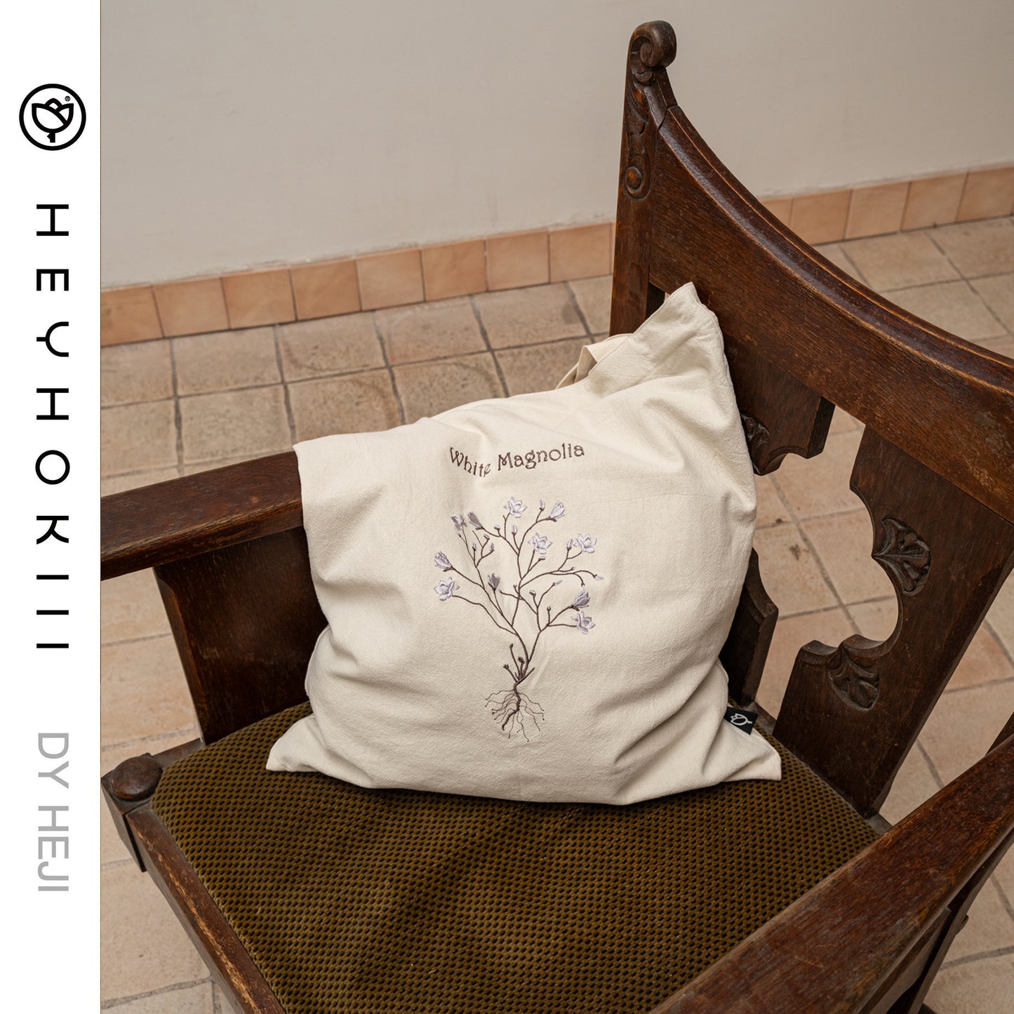 【heyhokiii】Machine-Embroidered Magnolia Cotton Drawstring Bag: Timeless Elegance in Every Stitch