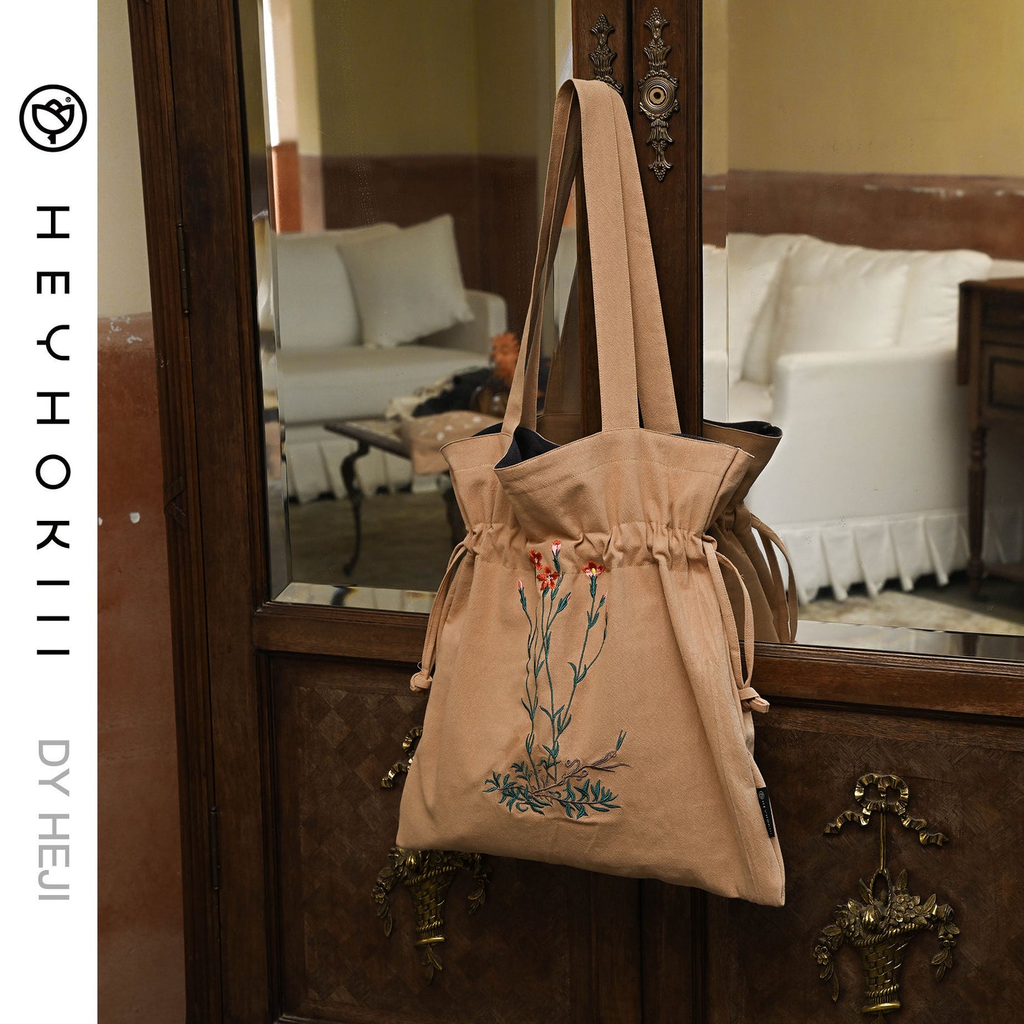 【heyhokiii】Machine-Embroidered Dianthus Cotton Drawstring Bag: Elegance in Every Stitch