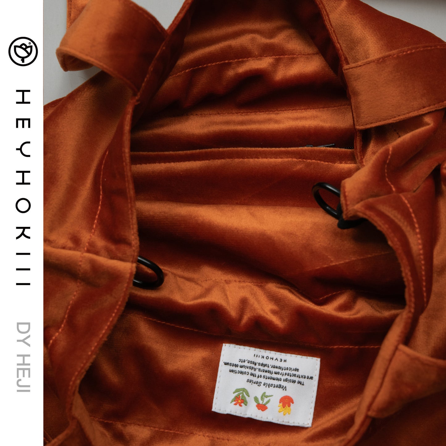 【heyhokiii】Machine-Embroidered Nine-Colored Deer Orange Velvet Crossbody Bag: A Mythical Masterpiece from Dunhuang