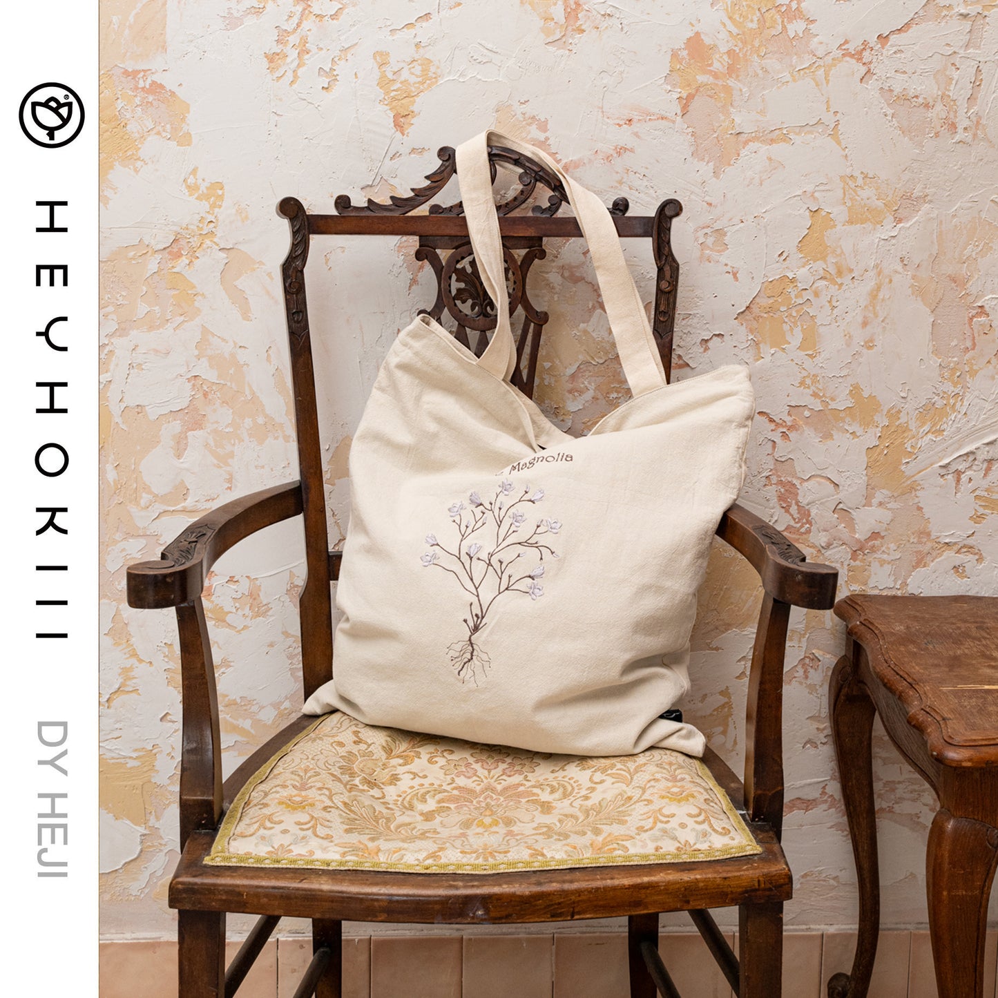 【heyhokiii】Machine-Embroidered Magnolia Cotton Drawstring Bag: Timeless Elegance in Every Stitch