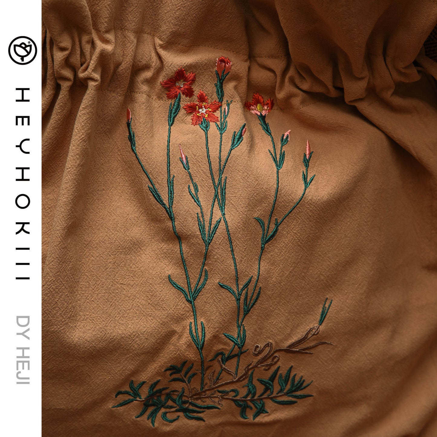 【heyhokiii】Machine-Embroidered Dianthus Cotton Drawstring Bag: Elegance in Every Stitch