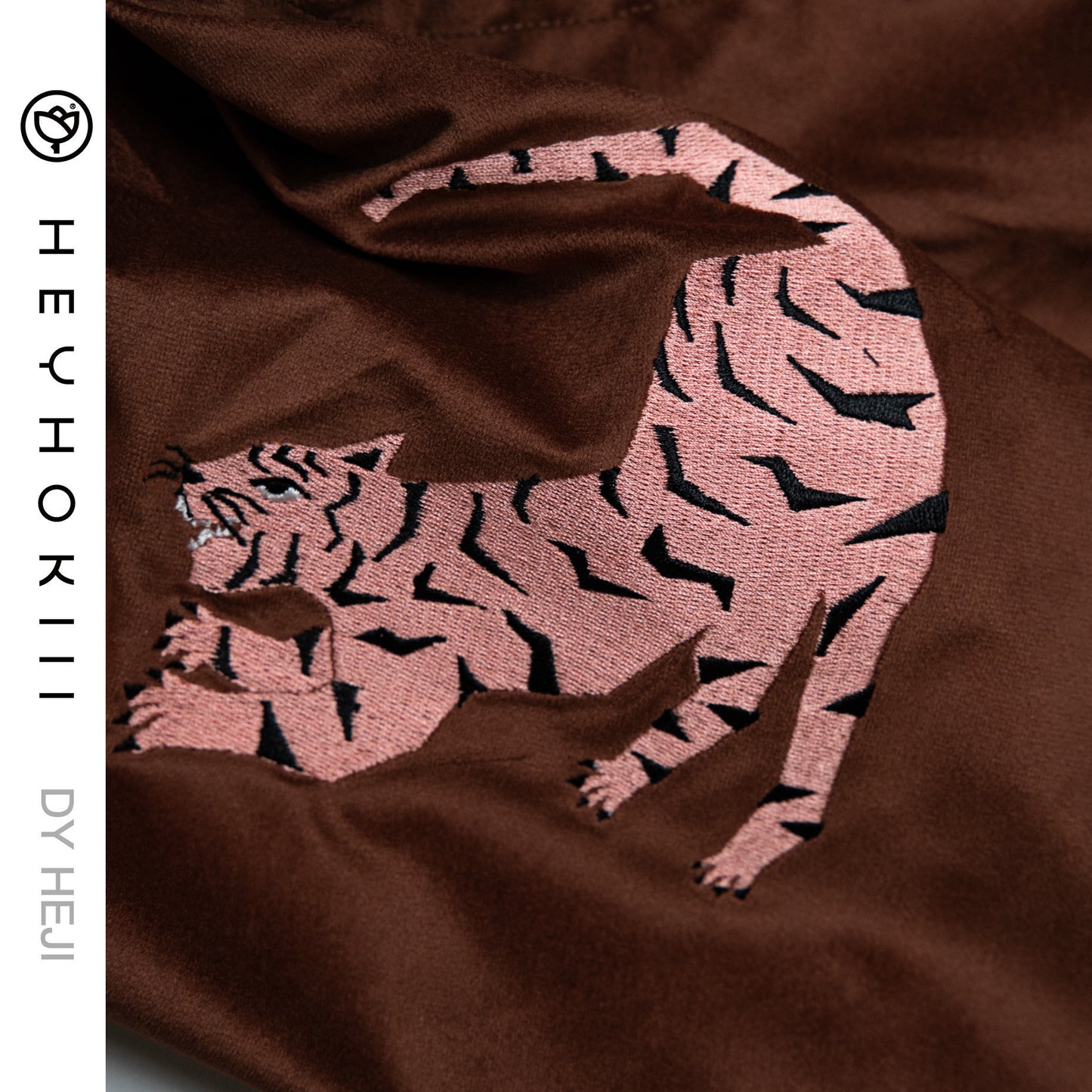 【heyhokiii】Machine-Embroidered Pink Tiger Velvet Crossbody Bag: Playful Power in Blue or Camel